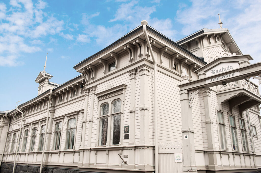 Rauhala ravintola-pâtisserien kokoustilat